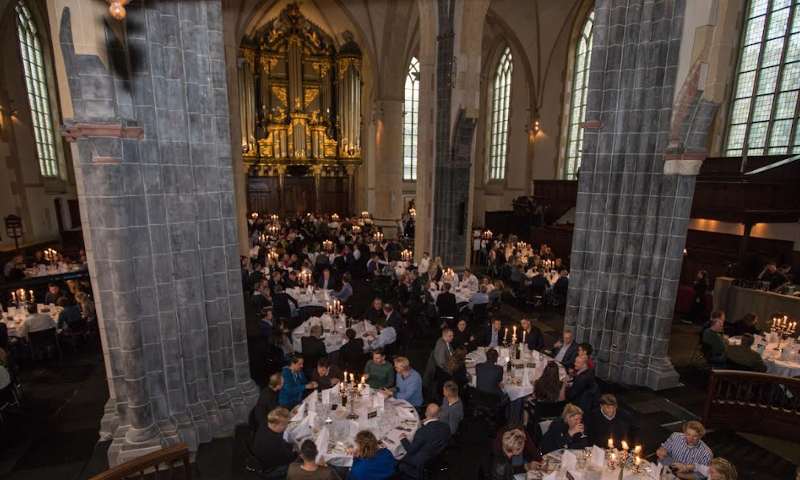 Bierdiner in Martinikerk / Foto: Koen Prins